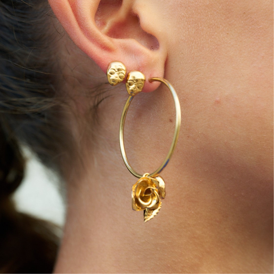 ROSE AND ALIEN EARRING LARGE - Goldplated silver
