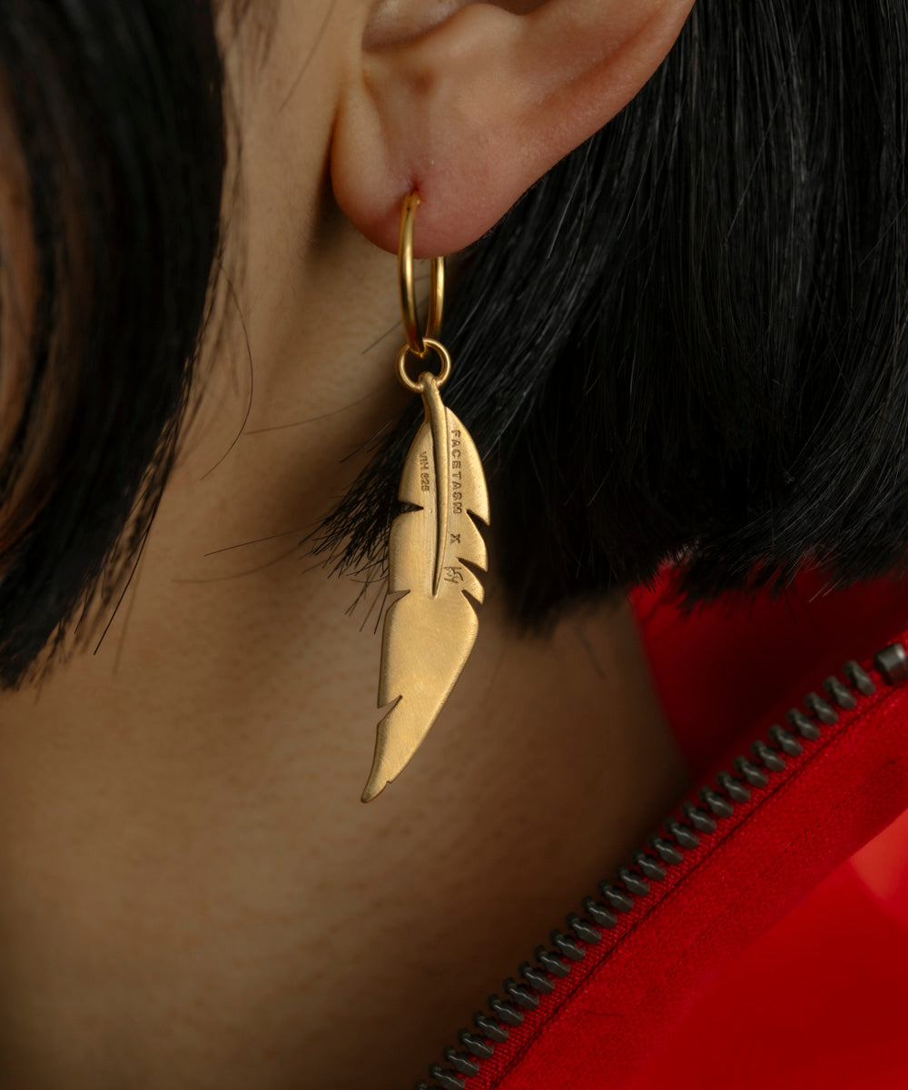 VH x FACETASM FEATHER PENDANT FOR EARRING - Goldplated sterling silver pendant