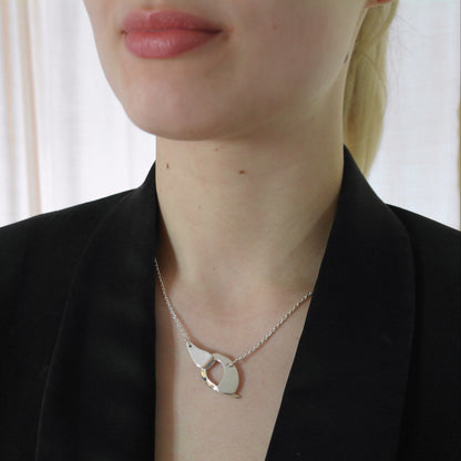 LILY NECKLACE - silver