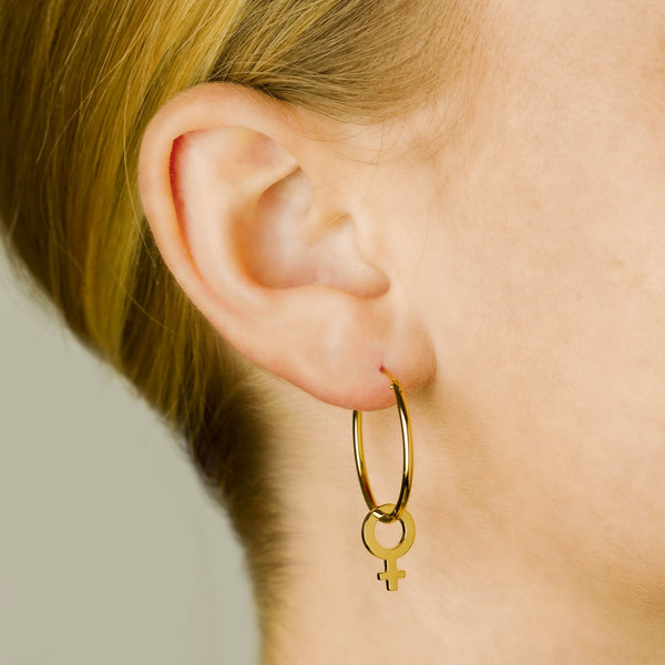 Sara "I'm every woman" earring - Vibe Harsløf Jewelry