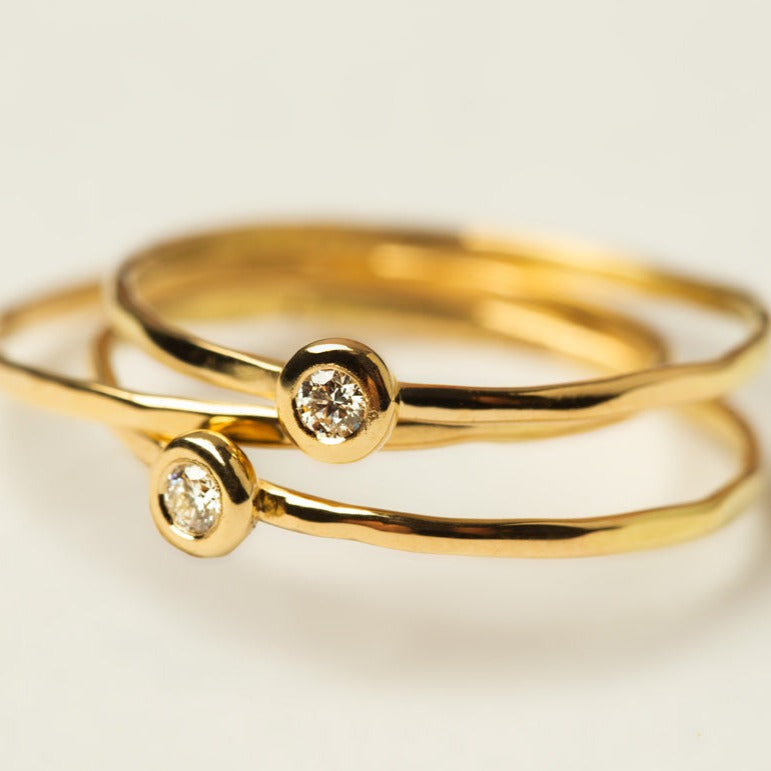 TWINKLY diamond and gold ring