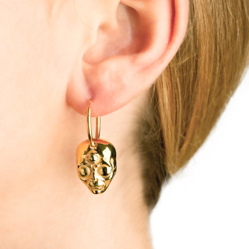 ALIEN EARRING Gold - Vibe Harsløf Jewelry